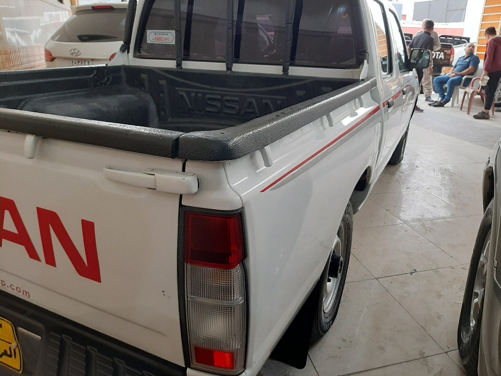 نيسان بيك اب